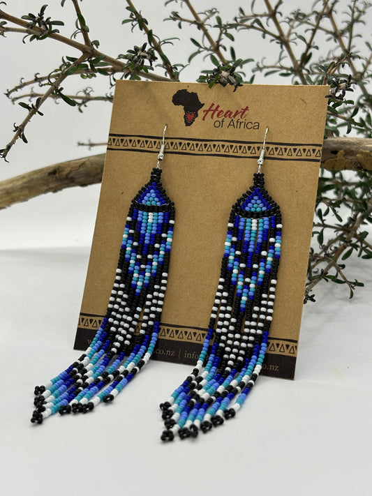 EARRINGS: Tassel BLUE/BLACK/WHITE